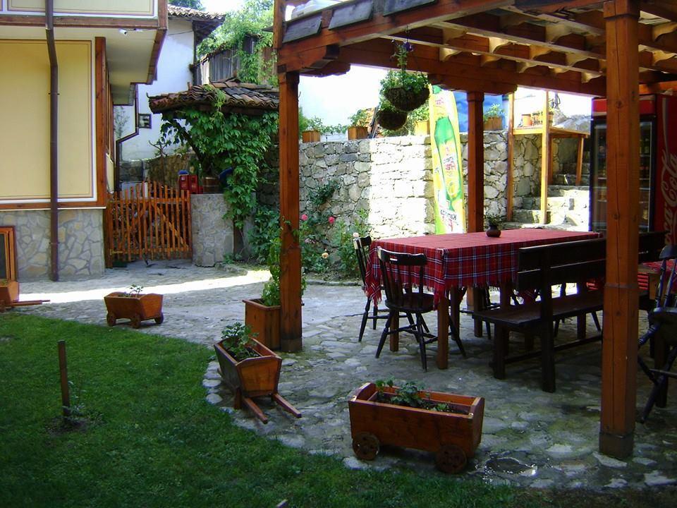 Guest House Todorini Kashti Koprivshtitsa Eksteriør billede
