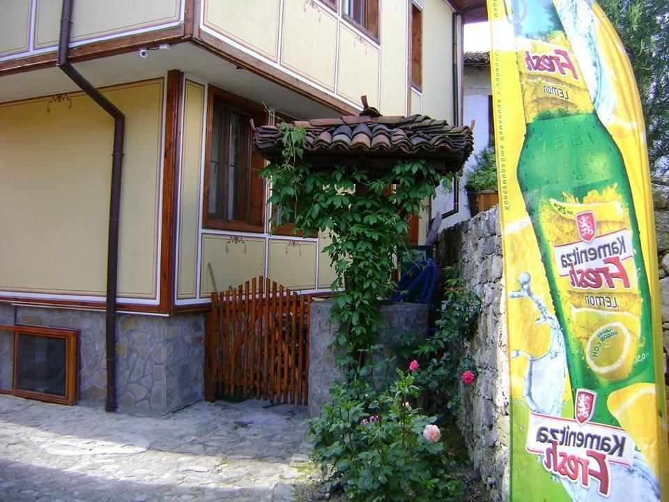 Guest House Todorini Kashti Koprivshtitsa Eksteriør billede